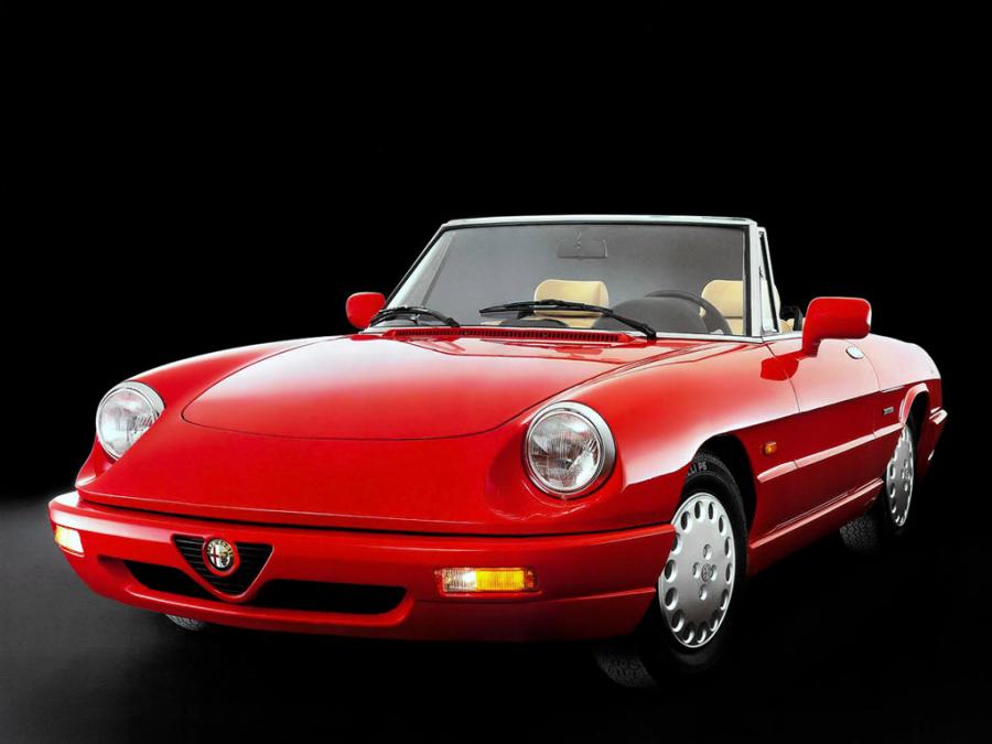  Alfa Romeo Spider 2.0 (115.A1) 1990 года  (фото 10 из 35)